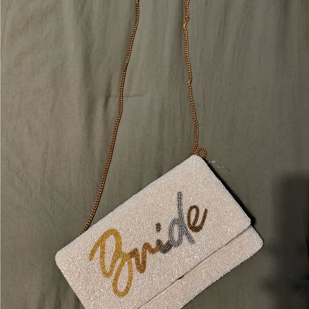 Elegant Cream Bride Clutch with Gold Chain